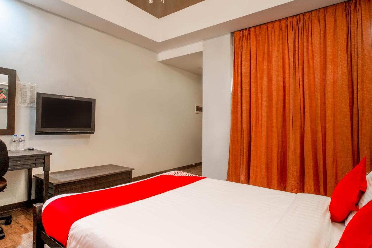 Oyo 579 Anisabel Suites Davao Exterior photo